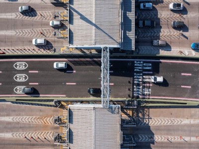 La Ciudad impulsa la movilidad sustentable con la bonificación de peajes para autos eléctricos e híbridos