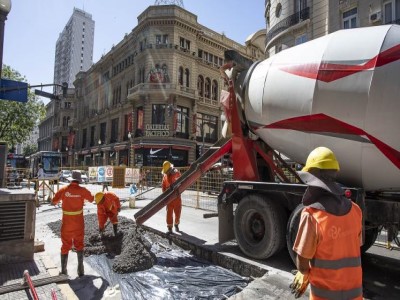 La Ciudad moderniza más de 200 calles este verano